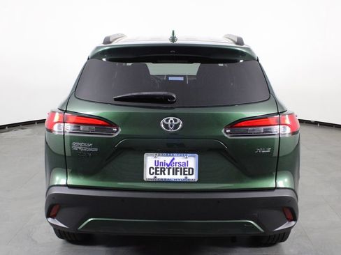 Used 2023 Toyota Corolla Cross XLE w/ Convenience Package FWD image 10