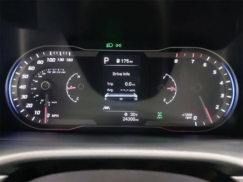 Used 2023 Hyundai Santa Cruz SEL image 18