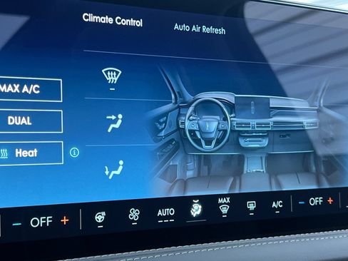 New 2026 Lincoln Corsair Grand Touring image 19