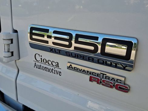 Used 2012 Ford E-350 and Econoline 350 XLT RWD image 28