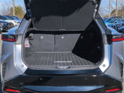 Used 2024 Lexus RZ 450e Premium w/ Technology Package image 34