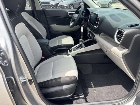 Certified 2023 Hyundai Venue SEL w/ Cargo Package FWD image 16