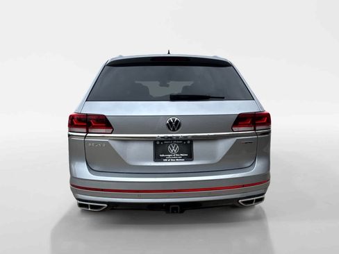 Used 2022 Volkswagen Atlas SEL Premium image 5