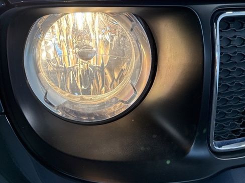 Used 2021 Jeep Renegade Latitude image 13