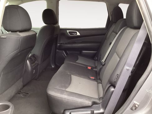 Used 2018 Nissan Pathfinder S AWD/4WD image 24