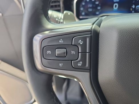 Certified 2025 Chevrolet Silverado 1500 High Country AWD/4WD image 25