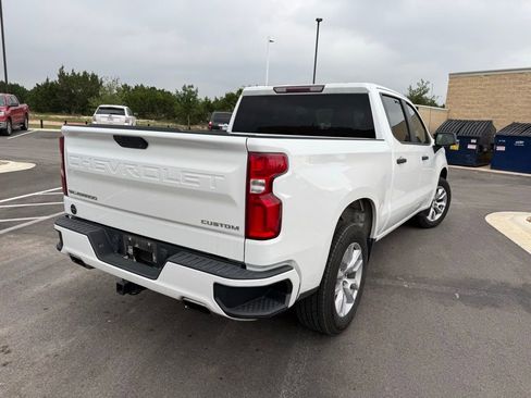 Used 2019 Chevrolet Silverado 1500 Custom w/ Custom Value Package RWD image 4