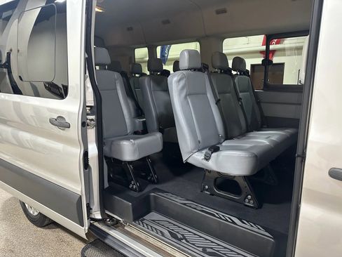Used 2015 Ford Transit 350 XL image 27