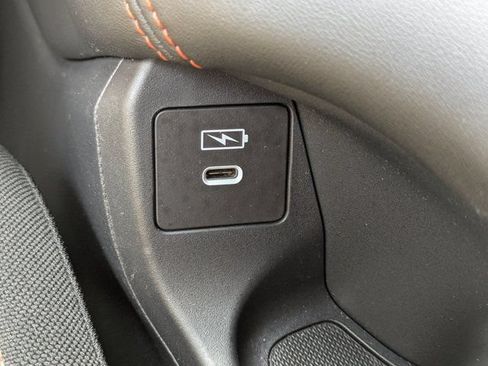 Certified 2024 Honda HR-V Sport image 30