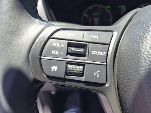 Certified 2025 Honda CR-V Sport image 23