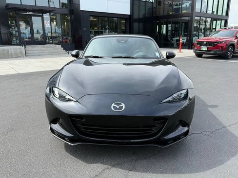 New 2026 MAZDA MX-5 Miata Club w/ Interior Package RWD image 2