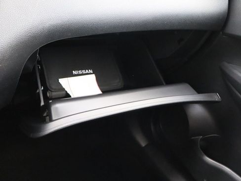 Used 2018 Nissan Rogue Sport S image 37