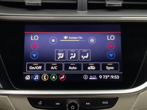 Used 2020 Buick Encore GX Essence w/ Advanced Technology Package FWD image 28