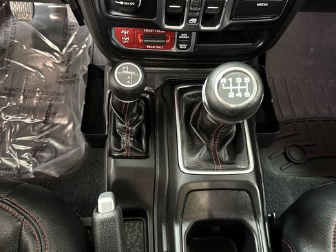 Used 2020 Jeep Gladiator Rubicon image 21