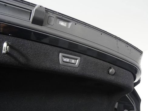 Used 2021 BMW M850i xDrive Coupe w/ M Carbon Exterior Package image 20