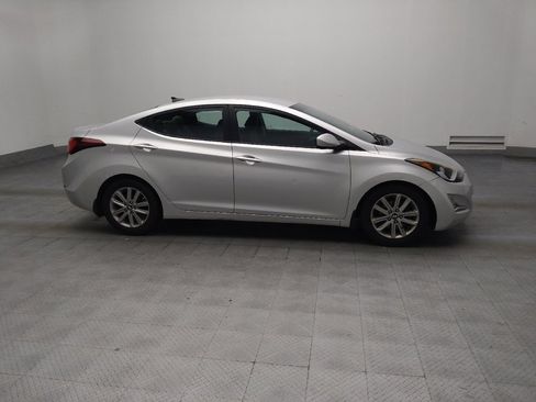 Used 2016 Hyundai Elantra SE w/ Option Group 02 FWD image 11