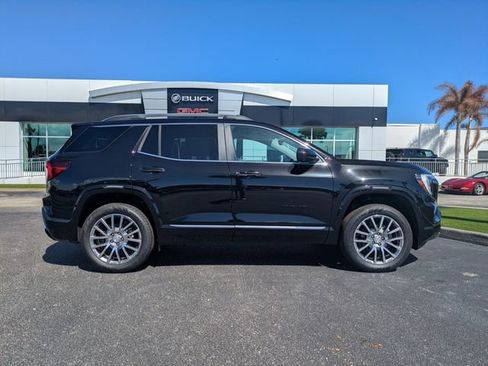 New 2026 GMC Terrain Denali w/ LPO, Black Badging Package AWD/4WD image 3