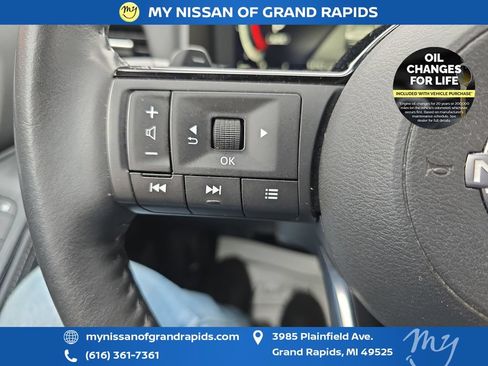 Used 2023 Nissan Rogue Platinum w/ Platinum Premium Package AWD/4WD image 15