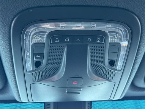 Used 2025 Mercedes-Benz Sprinter 3500 w/ Charging Package, Dashboard image 33