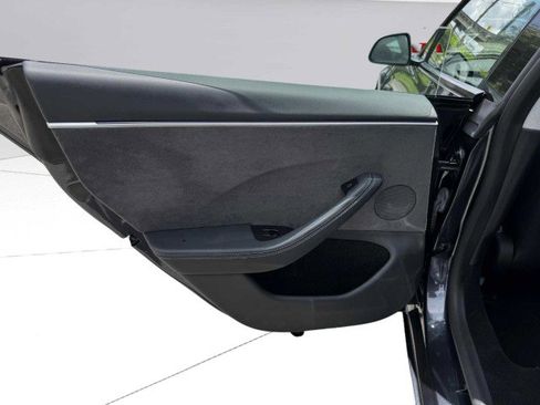 Used 2024 Tesla Model 3 Long Range image 40