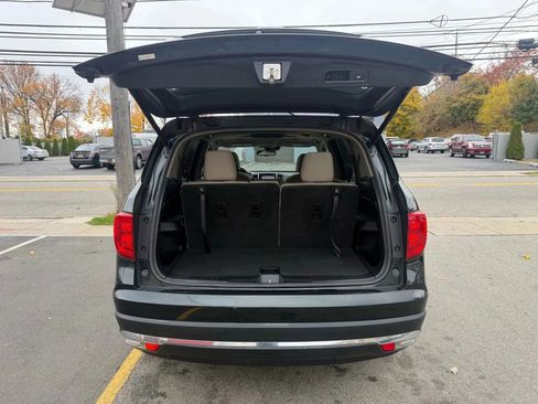 Used 2016 Honda Pilot Touring image 32