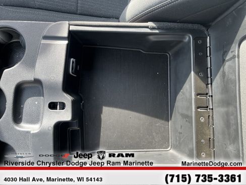 Used 2024 RAM 2500 Big Horn w/ Sport Appearance Package image 20