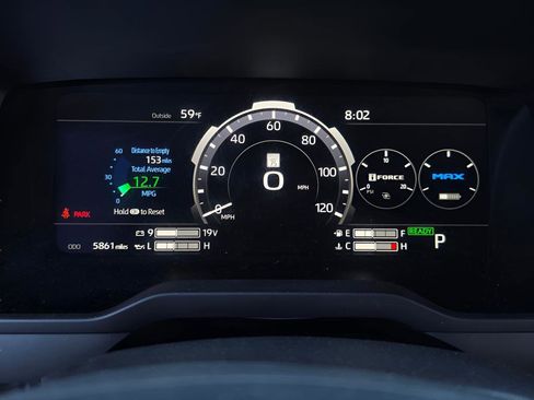 Used 2024 Toyota Tundra Limited AWD/4WD image 27