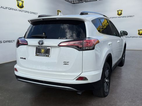 Used 2017 Toyota RAV4 XLE w/ Carpet Mat Package AWD/4WD image 5