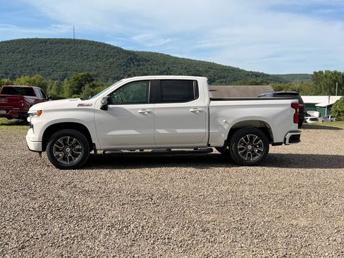 Used 2023 Chevrolet Silverado 1500 RST w/ Convenience Package II AWD/4WD image 8