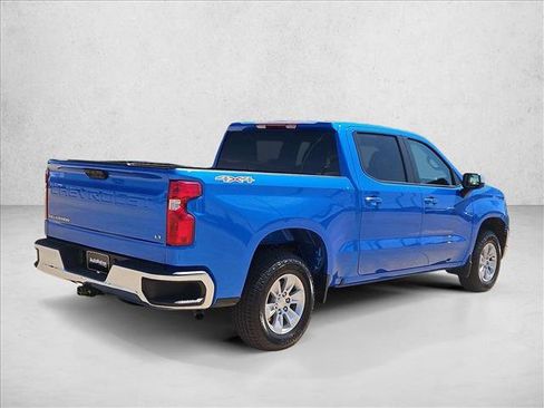 Used 2025 Chevrolet Silverado 1500 LT AWD/4WD image 5