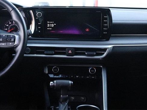 Used 2023 Kia K5 GT-Line image 25