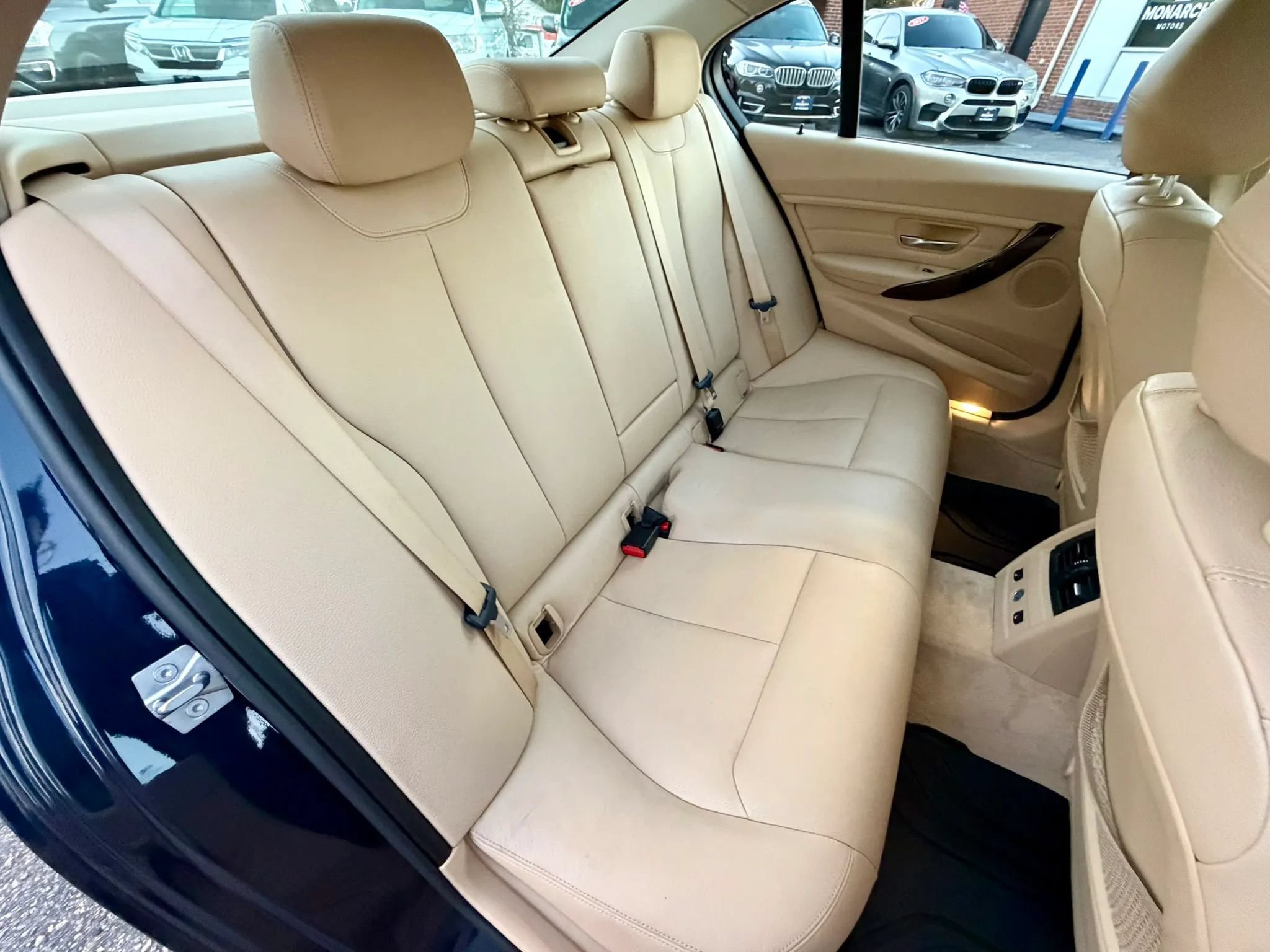 Used 2014 BMW 328d xDrive Sedan AWD/4WD image 10