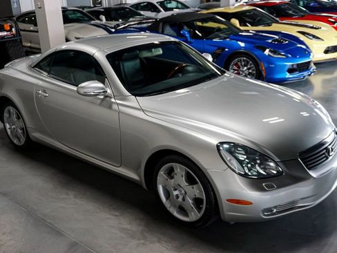 Used 2004 Lexus SC 430 Convertible RWD image 35