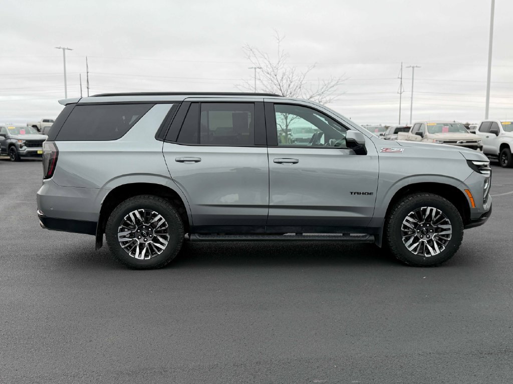 Used 2025 Chevrolet Tahoe Z71 w/ Comfort Package AWD/4WD image 6