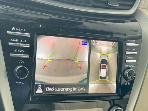Used 2022 Nissan Murano SL AWD/4WD image 17