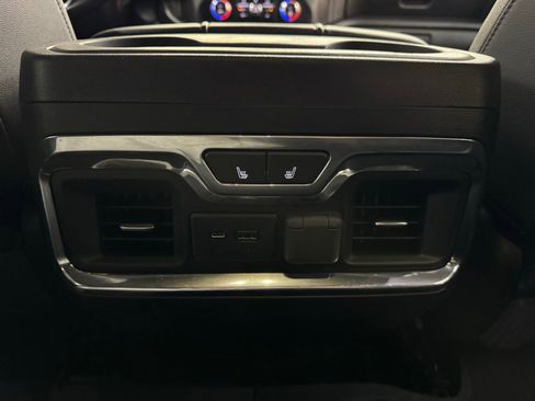 Used 2020 GMC Sierra 3500 AT4 w/ AT4 Premium Package image 28