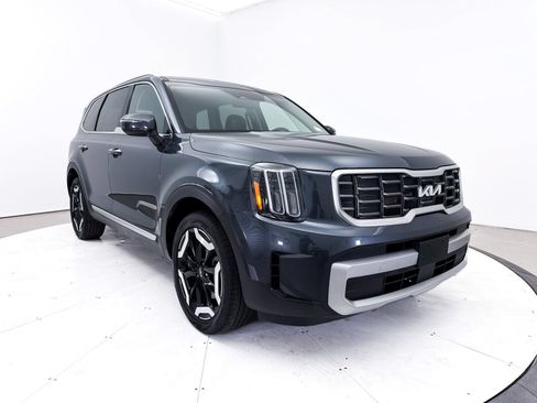 Used 2023 Kia Telluride S AWD/4WD image 13