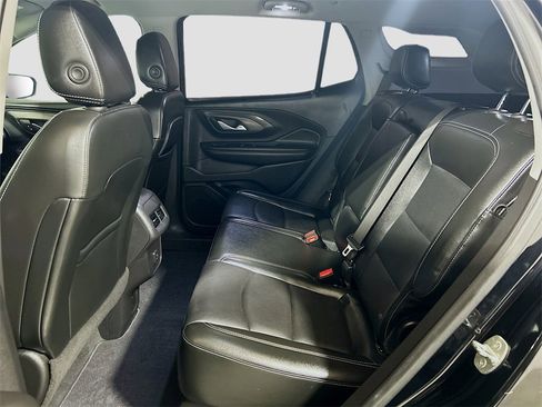 Used 2022 GMC Terrain SLT w/ LPO, 'HIT The Road' Package image 21