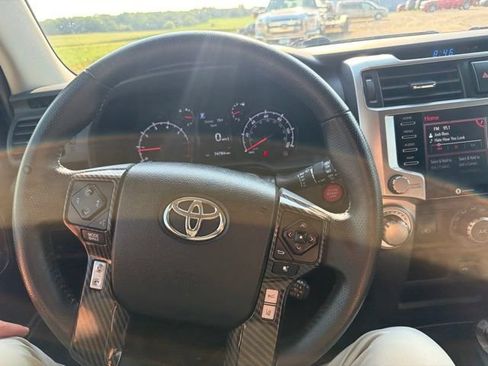 Used 2020 Toyota 4Runner SR5 Premium w/ Moonroof Package AWD/4WD image 8