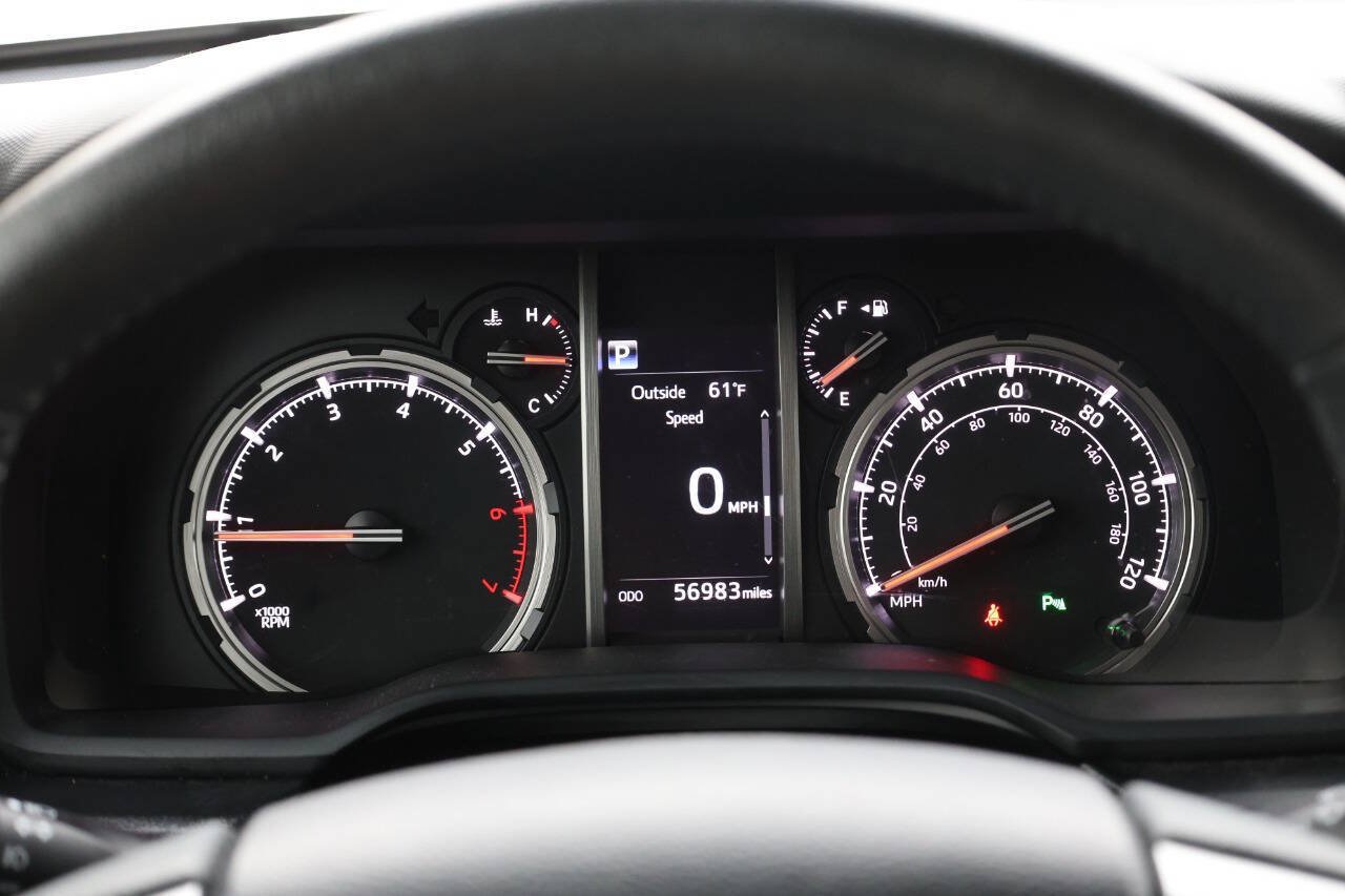 Used 2022 Toyota 4Runner Limited AWD/4WD image 19