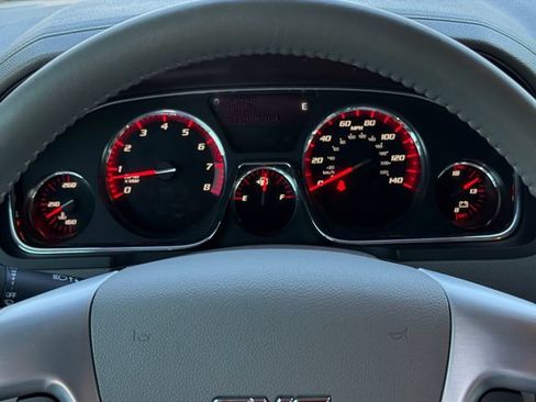 Used 2016 GMC Acadia SLT w/ Open Road Package AWD/4WD image 21