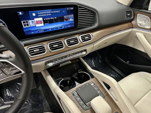 Certified 2024 Mercedes-Benz GLE 450 4MATIC image 30