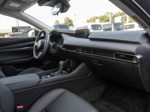 Used 2024 MAZDA MAZDA3 s FWD image 31