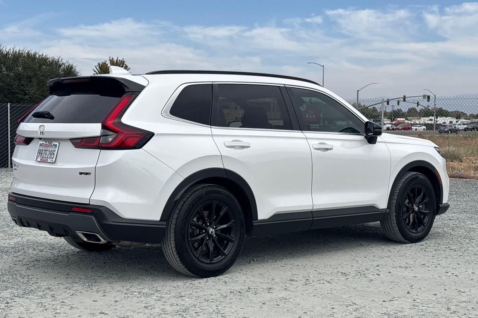 Used 2025 Honda CR-V Sport-L image 3