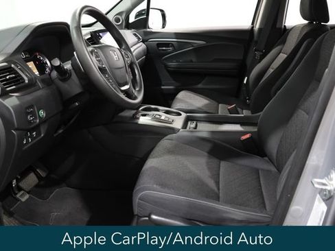 Used 2023 Honda Ridgeline Sport image 10