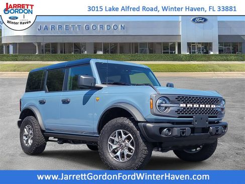 Certified 2025 Ford Bronco Badlands AWD/4WD image 1