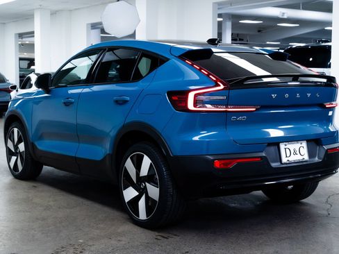 Used 2023 Volvo C40 P8 Recharge Ultimate AWD/4WD image 4