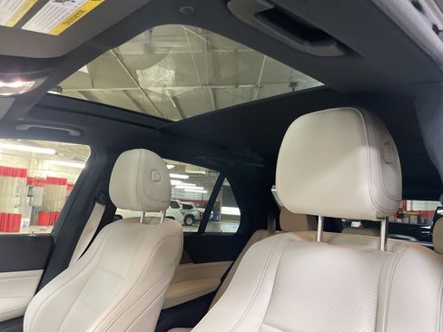 Used 2024 Mercedes-Benz GLE 450 4MATIC image 28