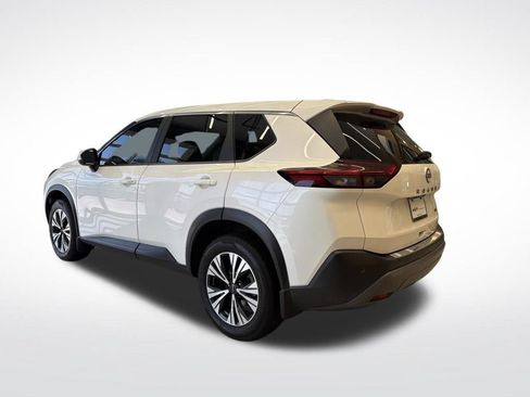 Used 2023 Nissan Rogue SV FWD image 14