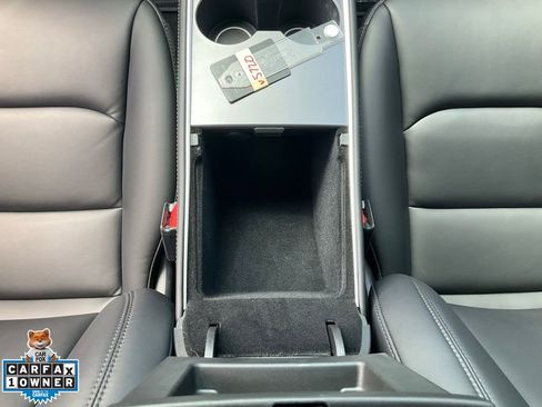 Used 2021 Tesla Model 3 Performance image 48
